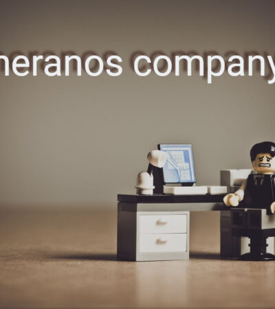 اليزابيث هولمز