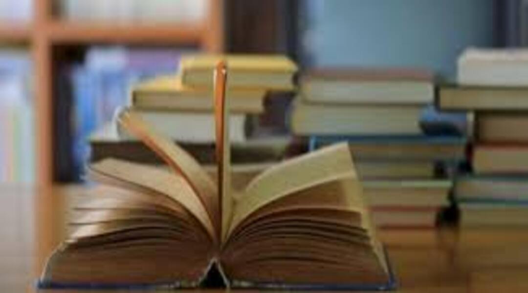 كتب الذكاء المالي