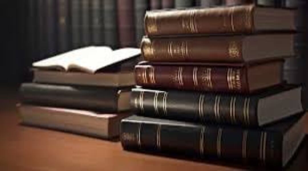 ما هي أفضل 4 كتب ستغير حياتك؟