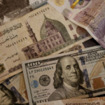 قوة العملات المحلية وأهم العوامل المؤثرة فيها مقابل الدولار في الأسواق العالمية دليل شامل يوضح المتغيرات الاقتصادية