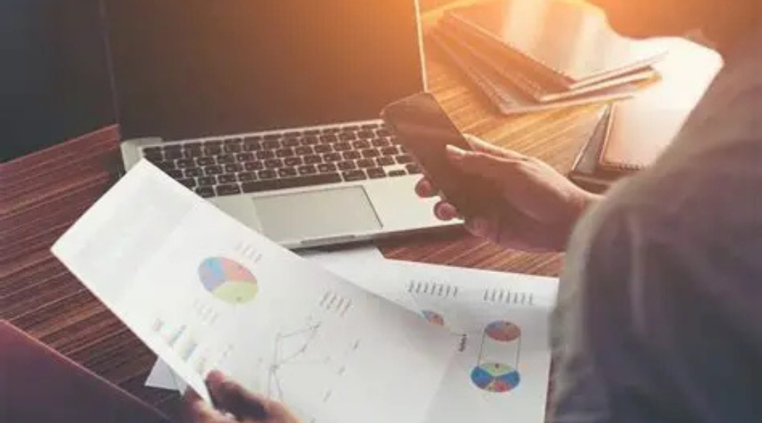 فهم التقارير المالية السنوية للشركات قبل اتخاذ قرار الاستثمار دليل عملي يشرح كيفية قراءة البيانات المالية للشركات